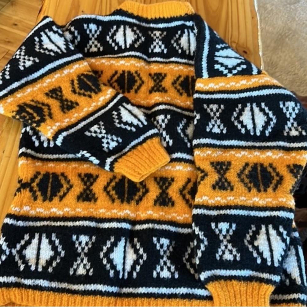 100%Wool Chunky Baggy Oversized Sweater ski outdoor crewneck sweater vintage gem